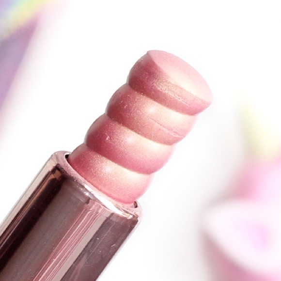 Too Faced Other - 🦄Too Faced Unicorn Horn Highlighting Stick